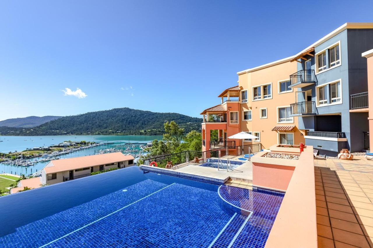 Martinique Whitsunday Resort Airlie Beach Eksteriør billede
