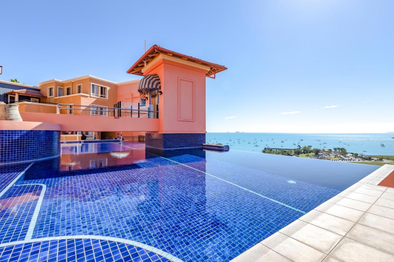 Martinique Whitsunday Resort Airlie Beach Eksteriør billede