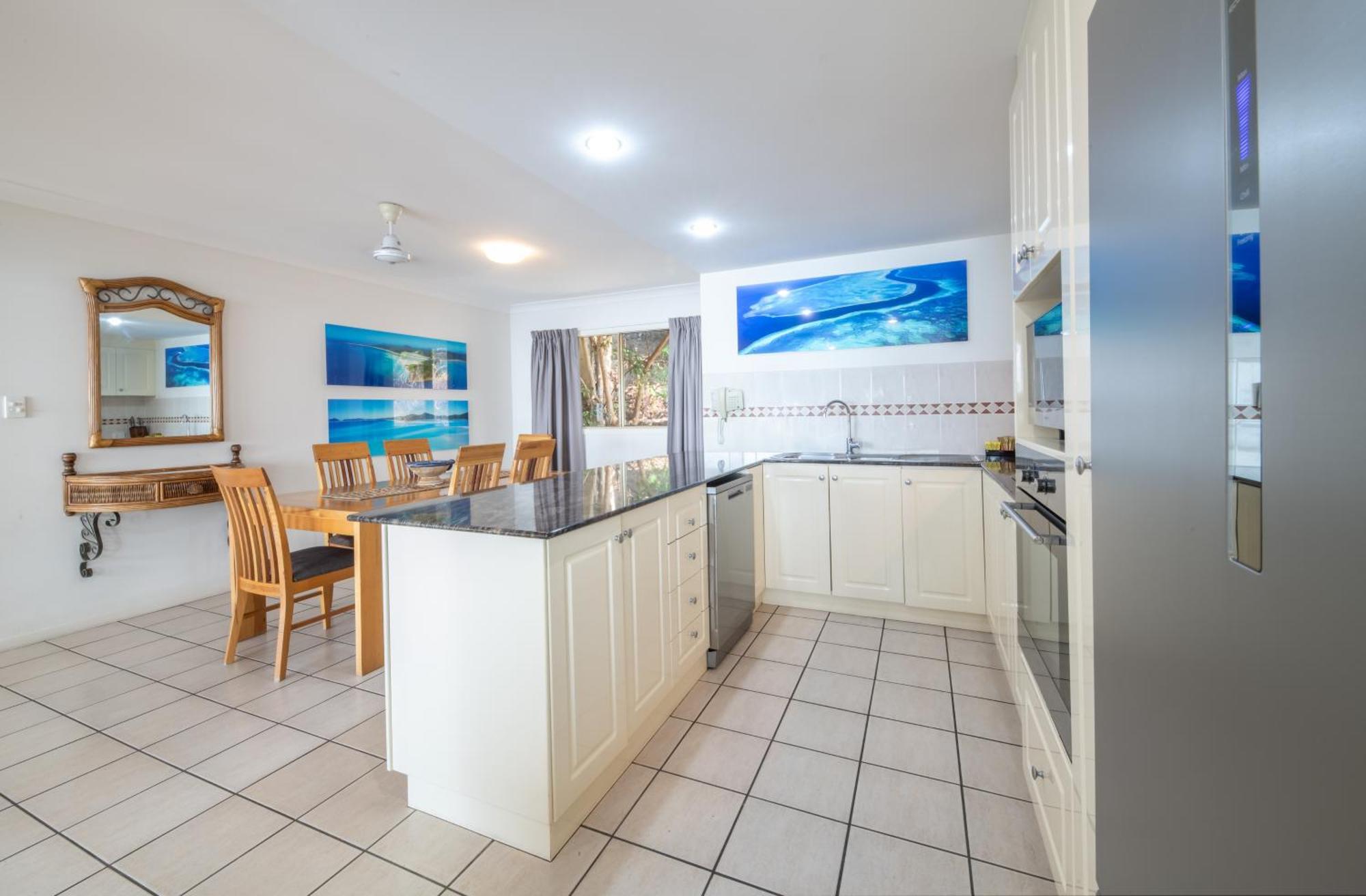 Martinique Whitsunday Resort Airlie Beach Eksteriør billede